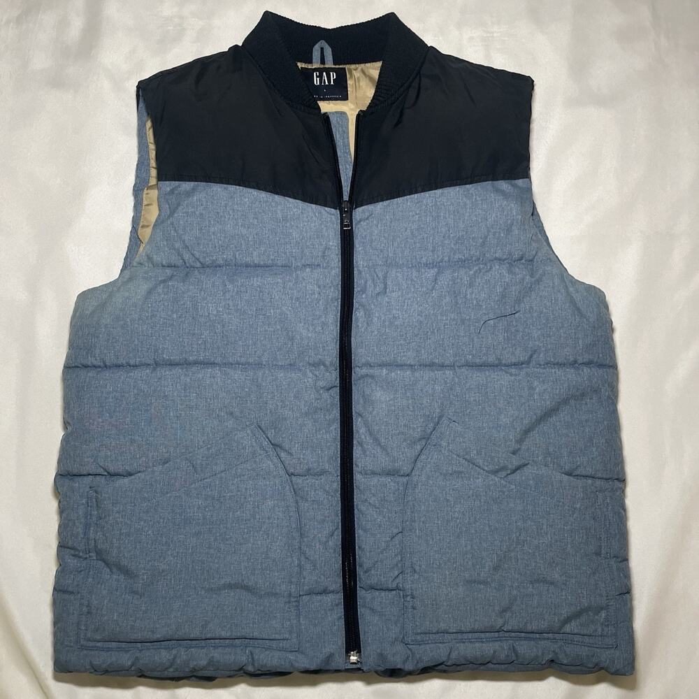Gap Men’s Puffer Vest Size L Blue Sleeveless Full Zip Pockets Warm Preppy READ